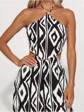 Fashion Nova Black & White Halter Cutout Maxi Dress